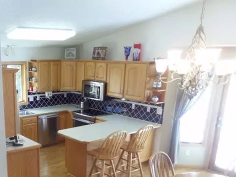 4735 Pintail Loop SE, Mandan, ND 58554 photo 7