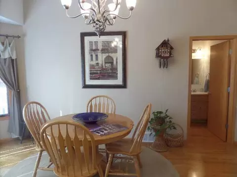 4735 Pintail Loop SE, Mandan, ND 58554 photo 5