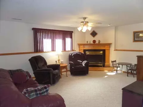 4735 Pintail Loop SE, Mandan, ND 58554 photo 11
