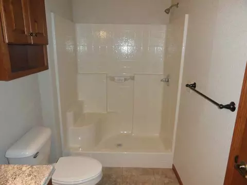 2504 Michael Ln SE, Mandan, ND 58554 photo 17