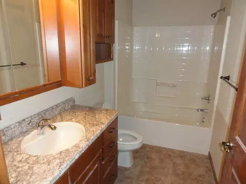 2504 Michael Ln SE, Mandan, ND 58554 photo 12