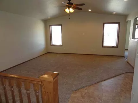 2504 Michael Ln SE, Mandan, ND 58554 photo 4