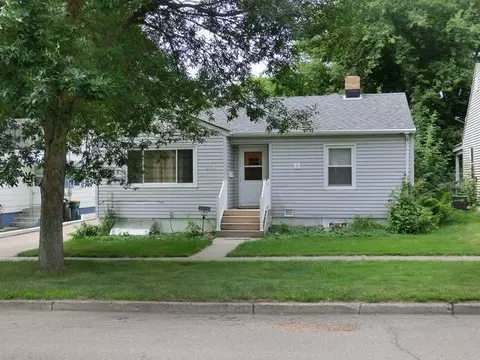 804 3rd St, Bismarck, ND 58501 photo 1