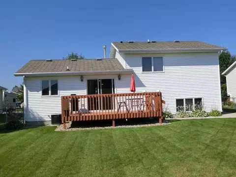 2506 9 Ave SE, Mandan, ND 58554 photo 34