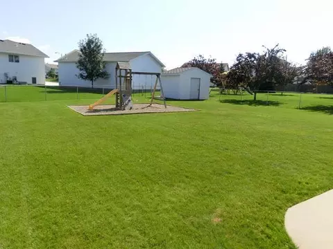 2506 9 Ave SE, Mandan, ND 58554 photo 32