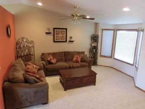 2506 9 Ave SE, Mandan, ND 58554 photo 4
