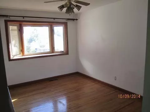 1804 Sunset Dr NW, Mandan, ND 58554 photo 3