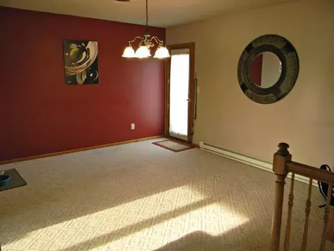 606 Wachter Ave E, Bismarck, ND 58504 photo 4