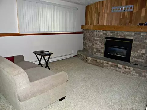 606 Wachter Ave E, Bismarck, ND 58504 photo 12