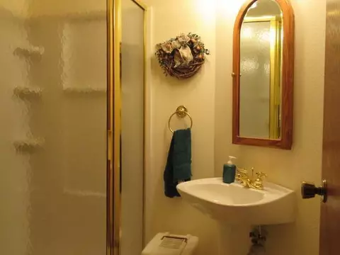 1319 Territory Dr, Bismarck, ND 58503 photo 12