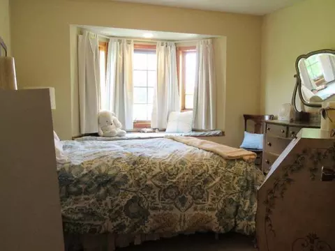 1319 Territory Dr, Bismarck, ND 58503 photo 8