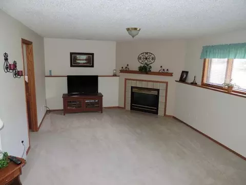 1508 3rd Ave NE, Mandan, ND 58554 photo 9