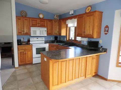 1508 3rd Ave NE, Mandan, ND 58554 photo 2