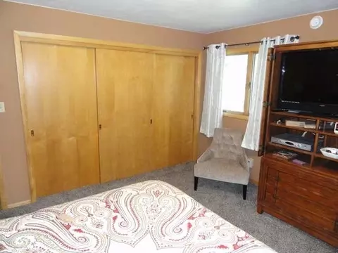 105 E Avenue Ave E, Bismarck, ND 58501 photo 10