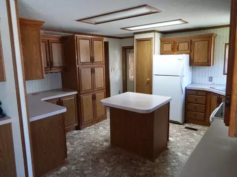 4701 Cortez Cir NW, Mandan, ND 58554 photo 4
