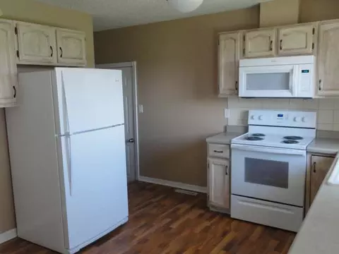 89 Custer Dr, Lincoln, ND 58504 photo 3