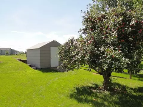 89 Custer Dr, Lincoln, ND 58504 photo 16