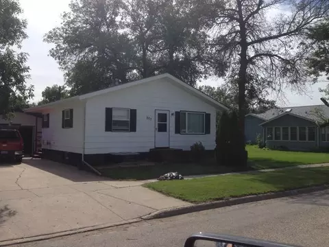 207 Burleigh Rd, Wilton, ND 58579 photo 2