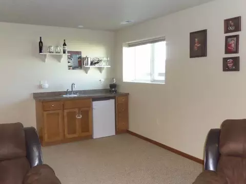 230 Brandenburg Lp, Bismarck, ND 58504 photo 14