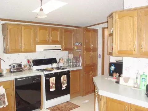 3929 4th St NE, Bowdon, ND 58418 photo 6