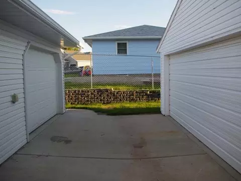 435 High Meadows Pl, Bismarck, ND 58501 photo 17