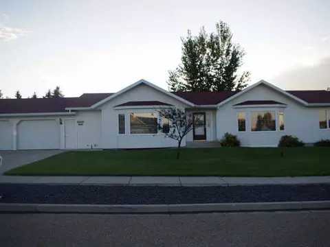 435 High Meadows Pl, Bismarck, ND 58501 photo 1