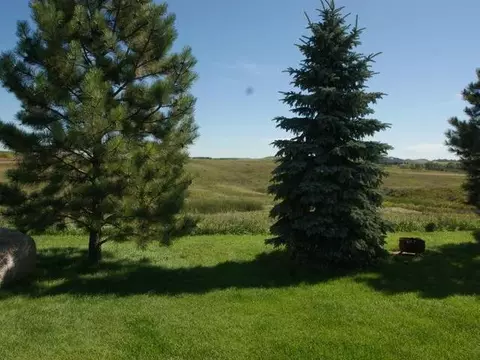 5123 Red Coat Loop, Bismarck, ND 58503 photo 21