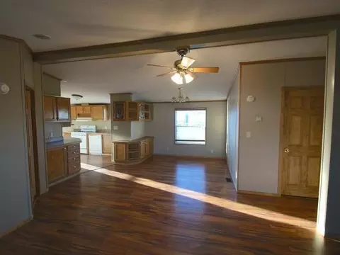 5123 Red Coat Loop, Bismarck, ND 58503 photo 2