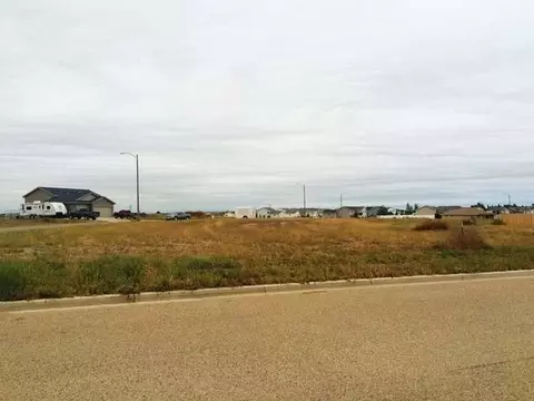 3108 Percheron Dr SE, Mandan, ND 58554 photo 3