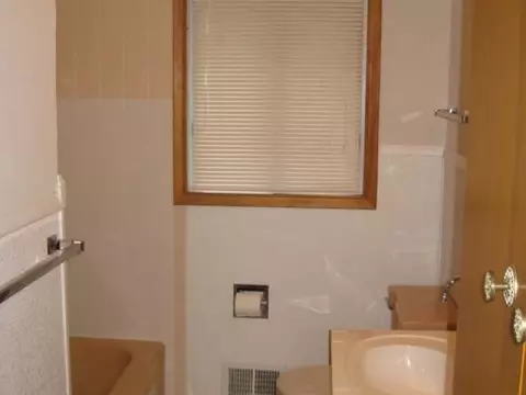 124 Sioux Ave, Bismarck, ND 58501 photo 15