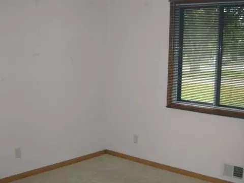 124 Sioux Ave, Bismarck, ND 58501 photo 13