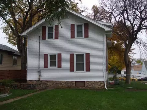 203 9 Ave NW, Mandan, ND 58554 photo 3