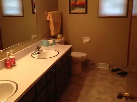 2325 Boulevard Ave E, Bismarck, ND 58501 photo 10