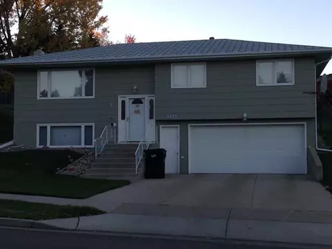 2325 Boulevard Ave E, Bismarck, ND 58501 photo 1