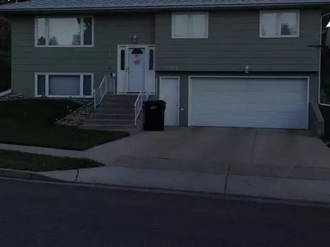 2325 Boulevard Ave E, Bismarck, ND 58501 photo 2