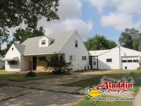 405 3rd St NW, Parshall, ND 58770 photo 1