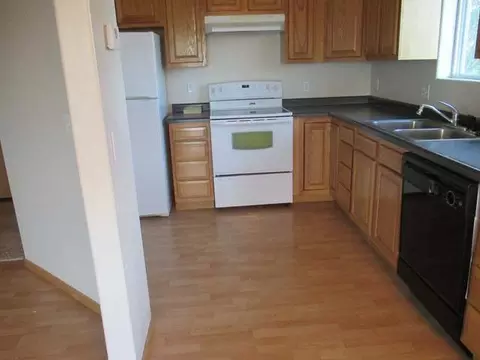 3240 Capitol Ave E, Bismarck, ND 58503 photo 27