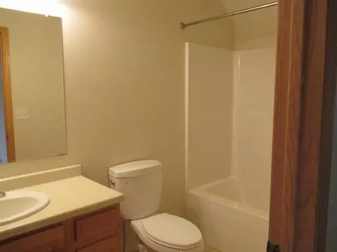 3240 Capitol Ave E, Bismarck, ND 58503 photo 16