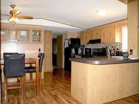 110 Tuttle Ave, Mandan, ND 58554 photo 6