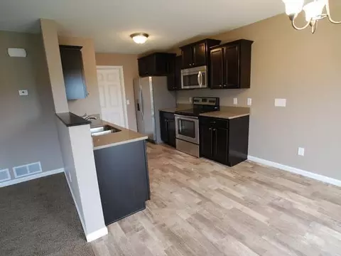 4127 Normandy St, Bismarck, ND 58503 photo 6
