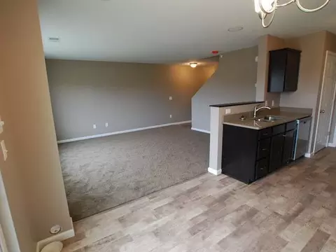4127 Normandy St, Bismarck, ND 58503 photo 5