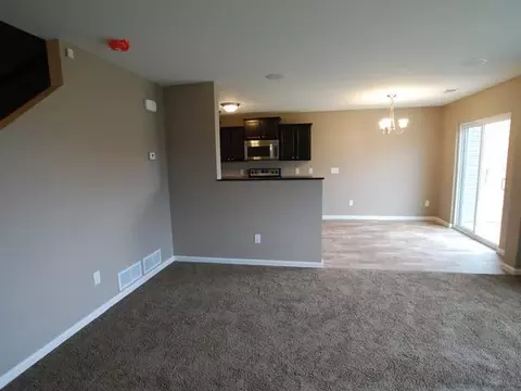 4127 Normandy St, Bismarck, ND 58503 photo 8