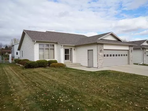 758 Interstate Ave W, Bismarck, ND 58503 photo 1