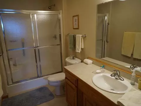 758 Interstate Ave W, Bismarck, ND 58503 photo 15