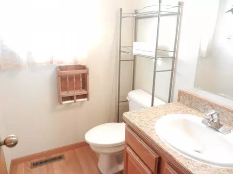 335 Ridgeland Lp, Bismarck, ND 58503 photo 7