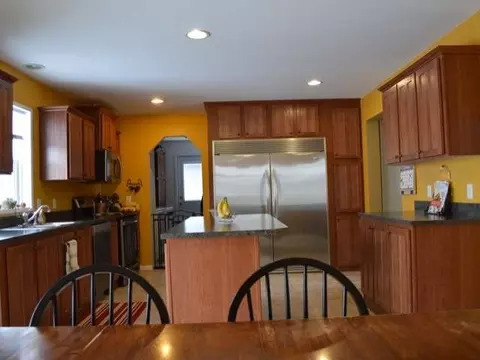 2595 Jonathan Dr N, Mandan, ND 58554 photo 6