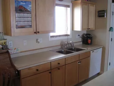 5609 Copper Pt, Bismarck, ND 58504 photo 7
