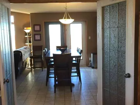 205 3rd Ave, Hettinger, ND 58639 photo 8