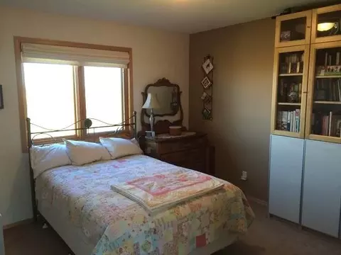 205 3rd Ave, Hettinger, ND 58639 photo 17