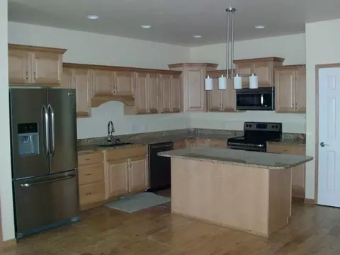 624 Calgary Ave E, Bismarck, ND 58503 photo 5